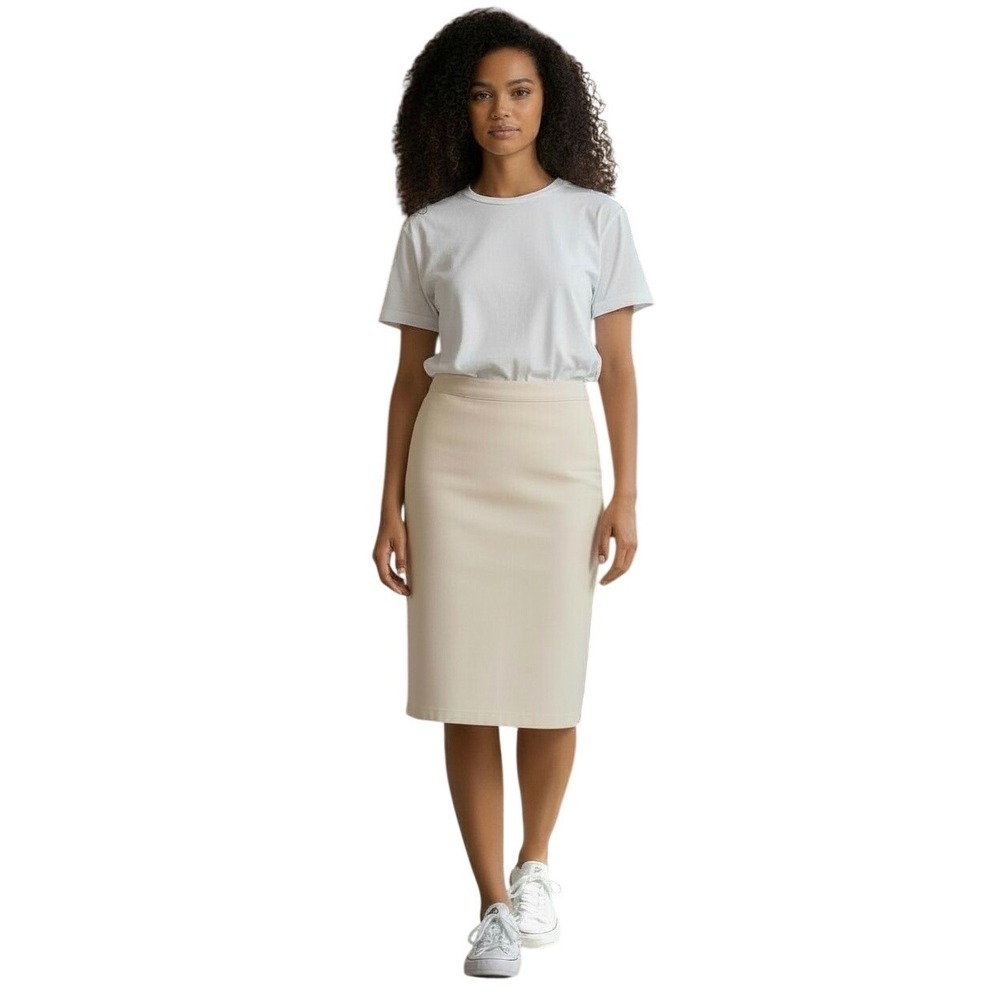 Lord & Taylor Beige Pencil Skirt Knee Length Back‎ Zip Business Casual Size 2